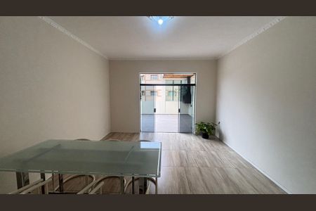 Casa de condomínio à venda com 80m², 2 quartos e 4 vagas Casa de condomínio à venda com 80m², 2 quartos e 4 vagasSala de Jantar