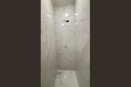 Casa de condomínio à venda com 80m², 2 quartos e 4 vagas Casa de condomínio à venda com 80m², 2 quartos e 4 vagasBanheiro