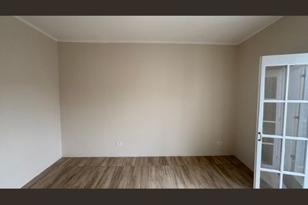 Casa de condomínio à venda com 80m², 2 quartos e 4 vagas Casa de condomínio à venda com 80m², 2 quartos e 4 vagasSuite