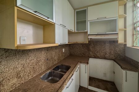 Casa à venda com 235m², 4 quartos e 3 vagasCozinha