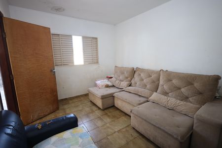 Sala de casa para alugar com 3 quartos, 150m² em Jardim Ana Lúcia, Goiânia