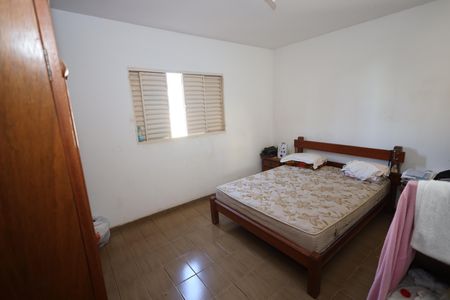 Casa para alugar com 150m², 3 quartos e 3 vagasQuarto 1