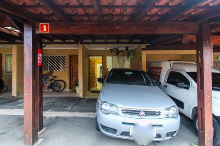 Casa de condomínio à venda com 65m², 2 quartos e 1 vaga Casa de condomínio à venda com 65m², 2 quartos e 1 vagaGaragem