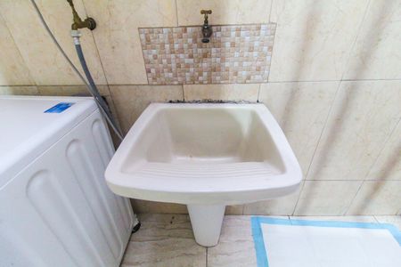 Casa de condomínio à venda com 65m², 2 quartos e 1 vaga Casa de condomínio à venda com 65m², 2 quartos e 1 vagaÁrea de Serviço