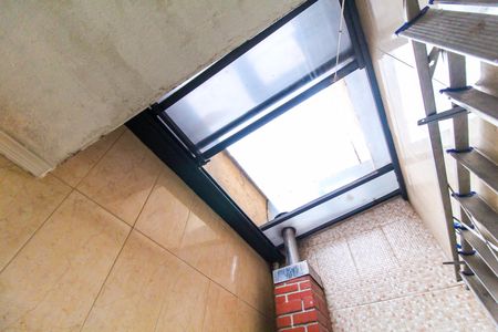 Casa de condomínio à venda com 65m², 2 quartos e 1 vaga Casa de condomínio à venda com 65m², 2 quartos e 1 vagaÁrea de Serviço