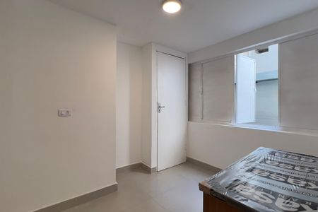 Cozinha de kitnet/studio para alugar com 1 quarto, 37m² em Jardim Santa Mena, Guarulhos