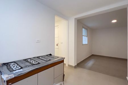 Cozinha de kitnet/studio para alugar com 1 quarto, 37m² em Jardim Santa Mena, Guarulhos