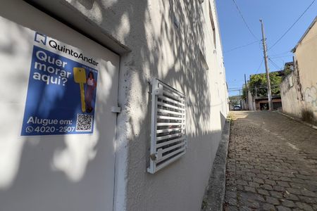 Studio para alugar com 37m², 1 quarto e sem vaga Studio para alugar com 37m², 1 quarto e sem vagaPlaca