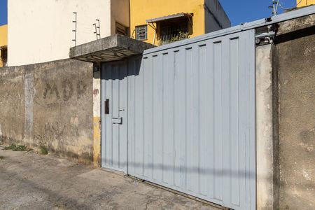 Apartamento à venda com 60m², 2 quartos e 1 vaga Apartamento à venda com 60m², 2 quartos e 1 vagaFachada