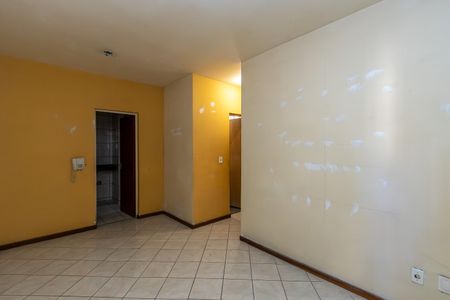 Apartamento à venda com 60m², 2 quartos e 1 vaga Apartamento à venda com 60m², 2 quartos e 1 vagaSala