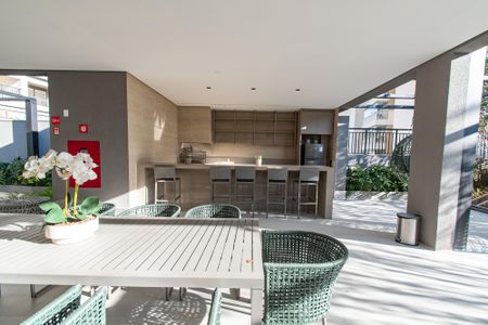 Apartamento para alugar com 75m², 2 quartos e 1 vagaÁrea comum - Churrasqueira