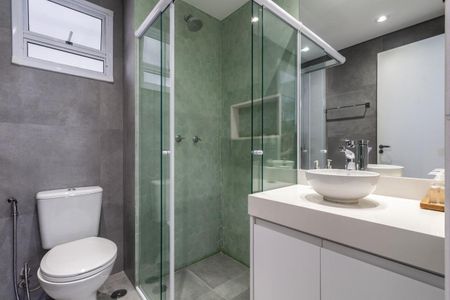 Banheiro Social de apartamento para alugar com 1 quarto, 72m² em Jaguaré, São Paulo