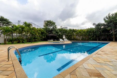 Apartamento para alugar com 72m², 1 quarto e 2 vagasÁrea comum - Piscina