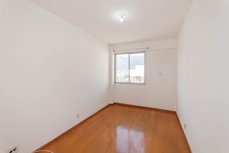 Apartamento à venda com 80m², 1 quarto e 1 vagaQuarto