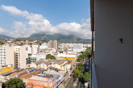 Apartamento à venda com 80m², 1 quarto e 1 vagaSacada/Sala