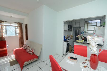 Sala de casa para alugar com 2 quartos, 70m² em Eldorado, Contagem