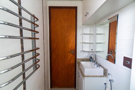 Apartamento para alugar com 120m², 2 quartos e 3 vagasBanheiro 1