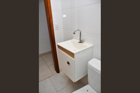 Apartamento para alugar com 35m², 1 quarto e sem vaga Banheiro Social