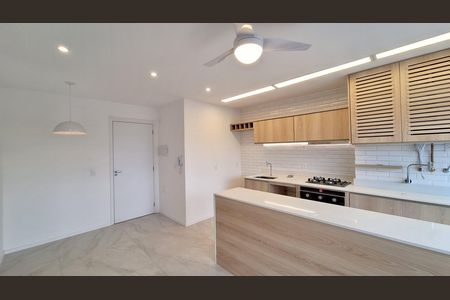 Apartamento à venda com 47m², 2 quartos e 1 vaga Apartamento à venda com 47m², 2 quartos e 1 vagaSala/Cozinha