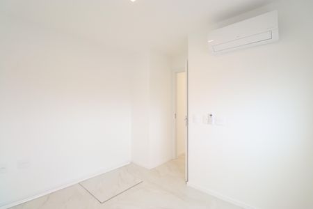 Quarto 2 de apartamento à venda com 2 quartos, 47m² em Vila Anastácio, São Paulo