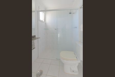Apartamento à venda com 310m², 4 quartos e 4 vagas Apartamento à venda com 310m², 4 quartos e 4 vagasBanheiro da Suíte 2