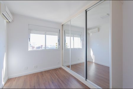 Apartamento à venda com 310m², 4 quartos e 4 vagas Apartamento à venda com 310m², 4 quartos e 4 vagasQuarto 1