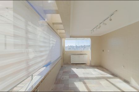 Apartamento à venda com 310m², 4 quartos e 4 vagas Apartamento à venda com 310m², 4 quartos e 4 vagasVaranda da Sala - Espaço Gourmet