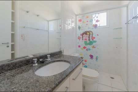 Apartamento à venda com 310m², 4 quartos e 4 vagas Apartamento à venda com 310m², 4 quartos e 4 vagasBanheiro Social