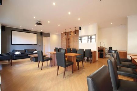 Apartamento à venda com 310m², 4 quartos e 4 vagas Apartamento à venda com 310m², 4 quartos e 4 vagasÁrea comum