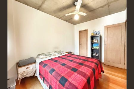 Apartamento à venda com 101m², 3 quartos e 1 vagaSuíte 