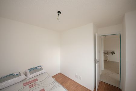 Quarto 2 de apartamento para alugar com 2 quartos, 45m² em Parque Sao Rafael, São Paulo