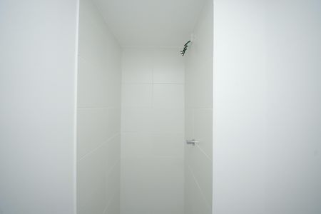 Apartamento para alugar com 45m², 2 quartos e sem vagaBanheiro
