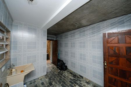 Casa à venda com 235m², 3 quartos e 2 vagasÁrea de Serviço