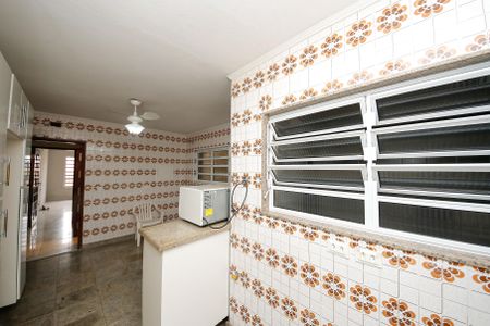 Casa à venda com 235m², 3 quartos e 2 vagasCozinha