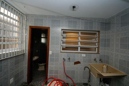 Casa à venda com 235m², 3 quartos e 2 vagasÁrea de Serviço