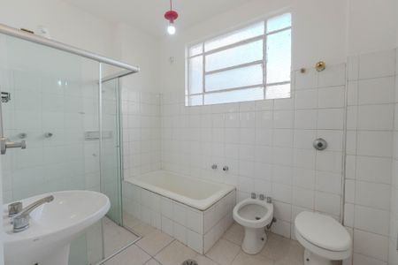 Apartamento para alugar com 129m², 3 quartos e 1 vagaBanheiro
