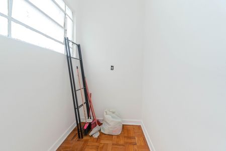 Apartamento para alugar com 129m², 3 quartos e 1 vagaQuarto de Serviço