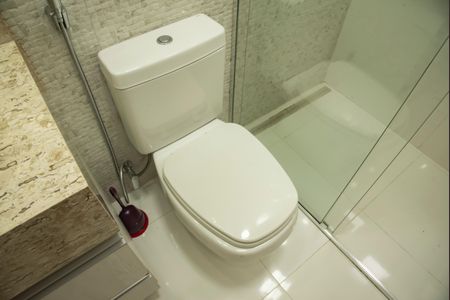 Casa à venda com 150m², 3 quartos e 4 vagasBanheiro da Suíte 2