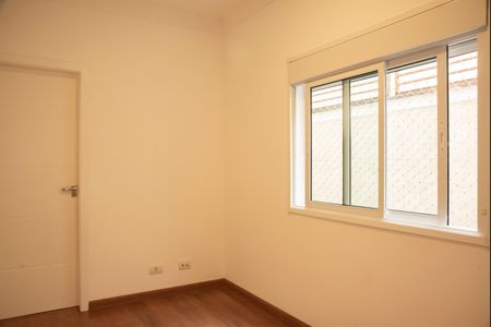 Casa à venda com 150m², 3 quartos e 4 vagasSuíte 2