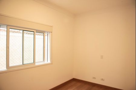 Casa à venda com 150m², 3 quartos e 4 vagasSuíte 2