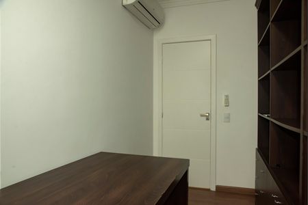 Casa à venda com 150m², 3 quartos e 4 vagasEscritório