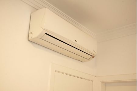 Casa à venda com 150m², 3 quartos e 4 vagasSuíte 2