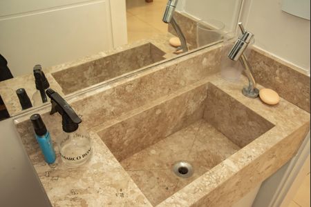 Casa à venda com 150m², 3 quartos e 4 vagasLavabo