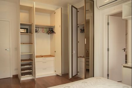 Casa à venda com 150m², 3 quartos e 4 vagasSuíte 1