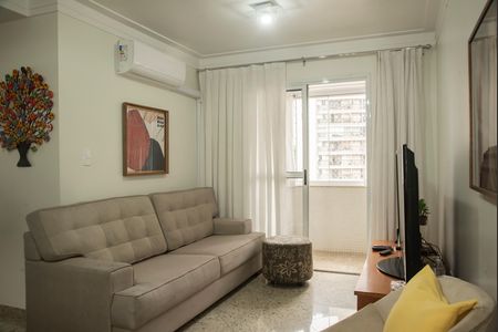 Sala de apartamento à venda com 2 quartos, 64m² em Chácara Inglesa, São Paulo
