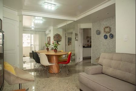 Sala de apartamento à venda com 2 quartos, 64m² em Chácara Inglesa, São Paulo