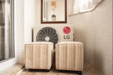 Varanda de apartamento à venda com 2 quartos, 64m² em Chácara Inglesa, São Paulo