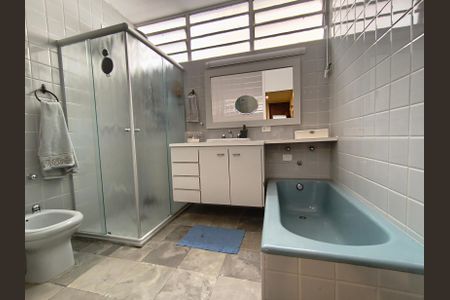 Casa à venda com 234m², 3 quartos e 3 vagasBanheiro da Suíte 3