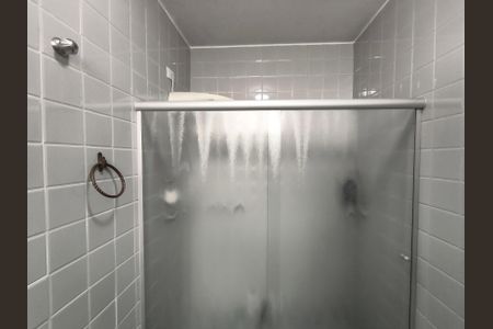 Casa à venda com 234m², 3 quartos e 3 vagasBanheiro Social