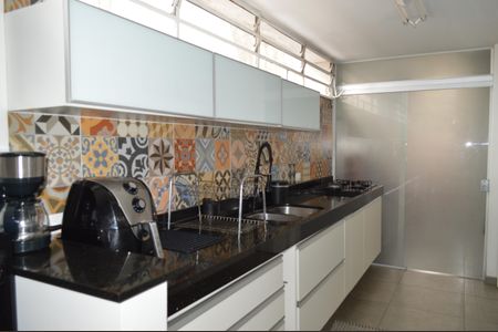 Casa à venda com 234m², 3 quartos e 3 vagasCozinha